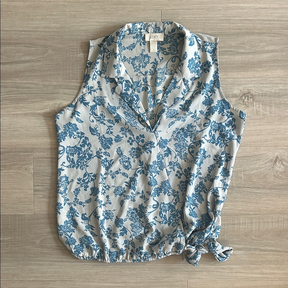 LOFT Blue and White Floral Sleeveless Tie-Hem Blouse